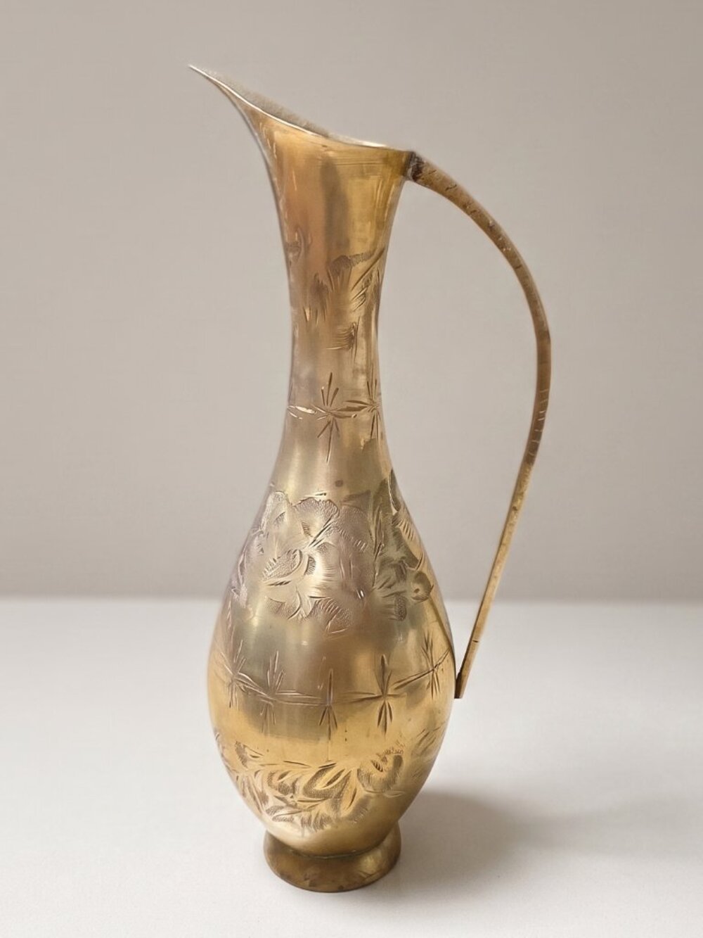 Vintage Solid Brass Etched Floral Pitcher Vase Ewer Handle India 11”